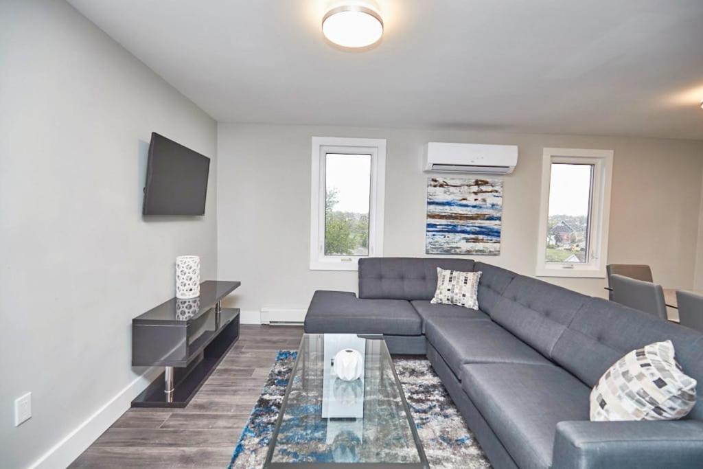 Clifton Hill Hideaway 4B - Two Bedroom Condo Niagara-Fälle Exterior foto