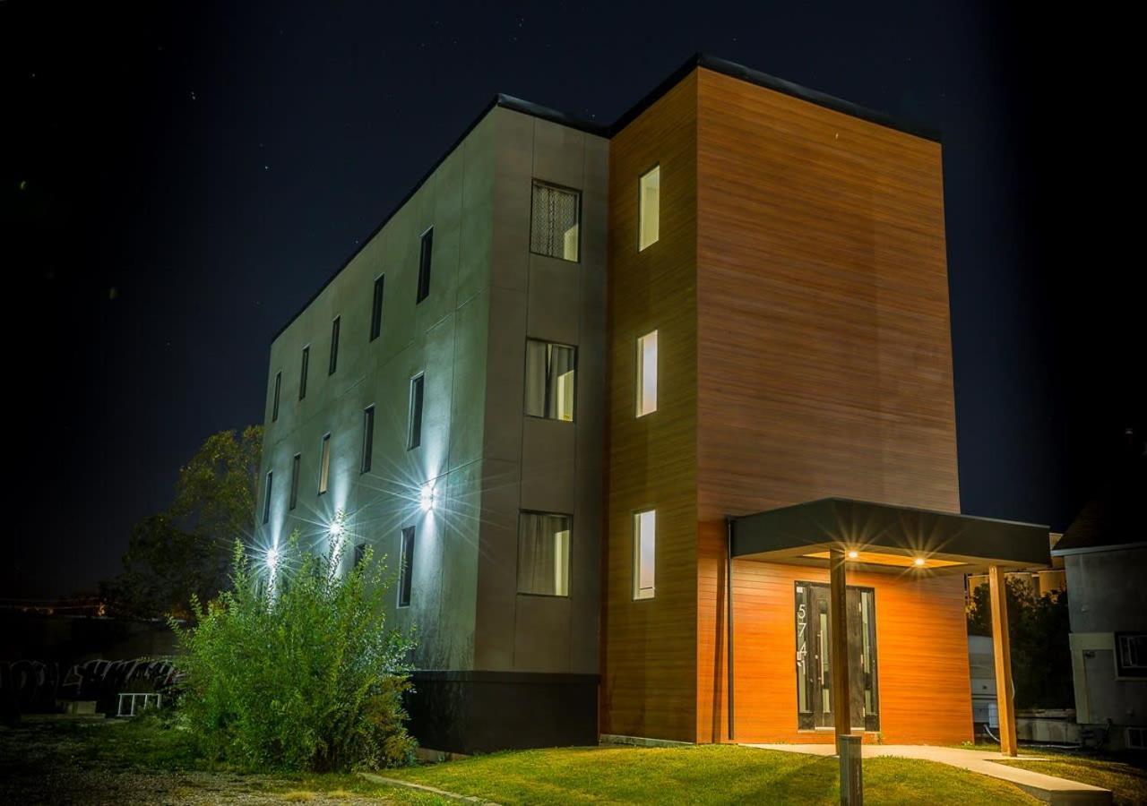 Clifton Hill Hideaway 4B - Two Bedroom Condo Niagara-Fälle Exterior foto